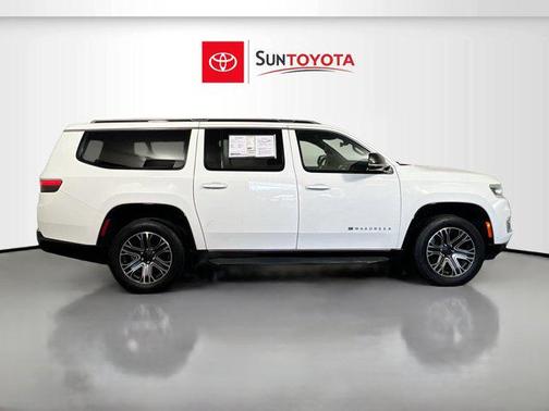 2023 Jeep Wagoneer L Series II 4x4