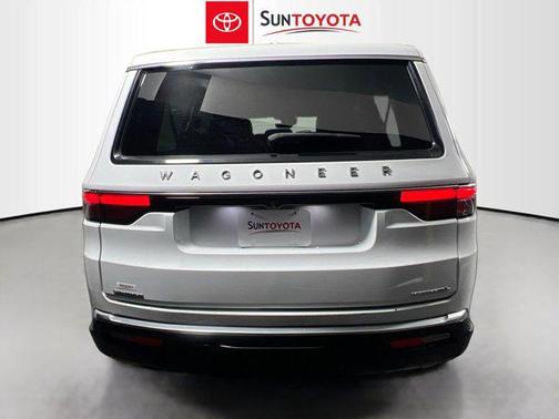 2023 Jeep Wagoneer L Series II 4x4