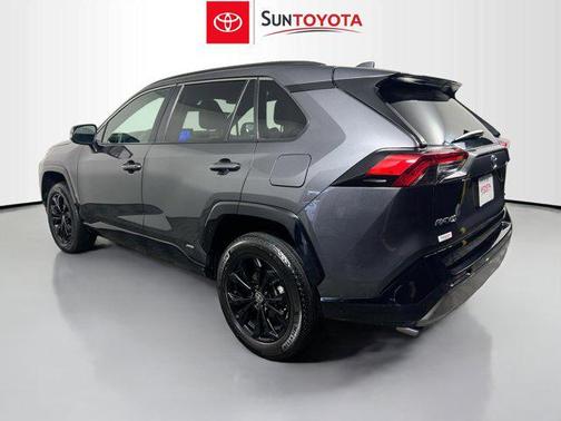 2023 Toyota RAV4 Hybrid SE