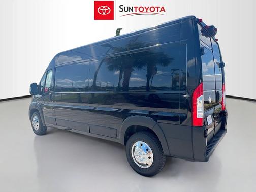 Black Clearcoat 2023 RAM ProMaster 2500 High Roof