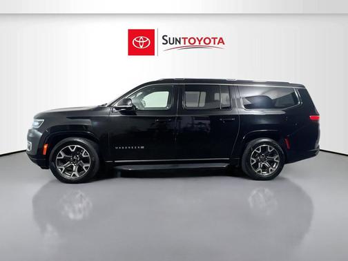 Diamond Black Crystal Pearlcoat 2024 Jeep Wagoneer L Series III 4x4