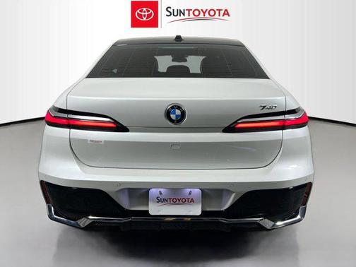 White Metallic 2024 BMW 740 i