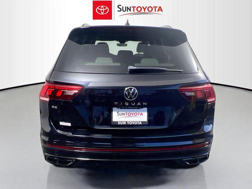 2022 Volkswagen Tiguan 2.0T SE R-Line Black