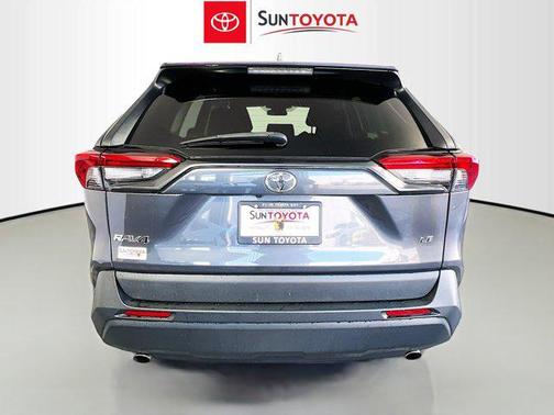 Magnetic Gray Metallic 2022 Toyota RAV4 LE