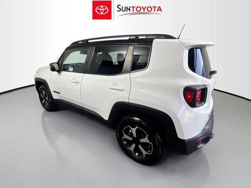 2022 Jeep Renegade Trailhawk