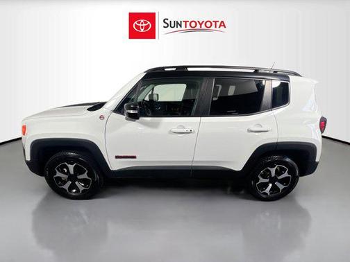 2022 Jeep Renegade Trailhawk