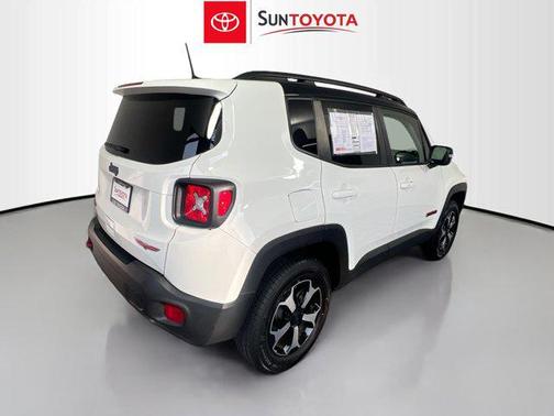 2022 Jeep Renegade Trailhawk