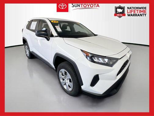 2022 Toyota RAV4 LE
