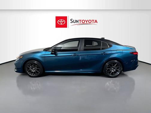 Ocean Gem/Midnight Black Metallic 2025 Toyota Camry XSE