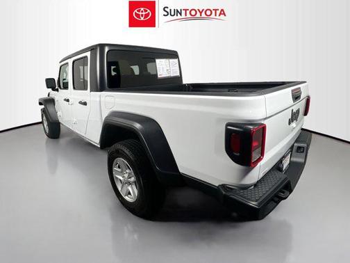 2023 Jeep Gladiator Sport S