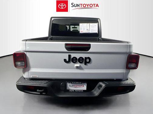 2023 Jeep Gladiator Sport S