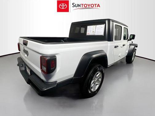 2023 Jeep Gladiator Sport S