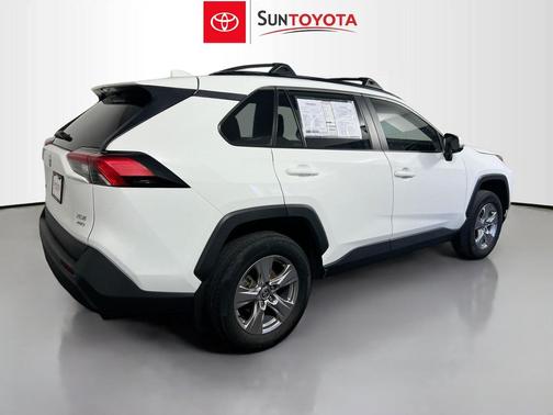 Ice Cap 2023 Toyota RAV4 XLE