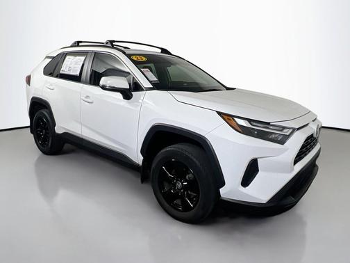 Ice Cap 2023 Toyota RAV4 XLE