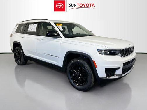 2023 Jeep Grand Cherokee L Laredo
