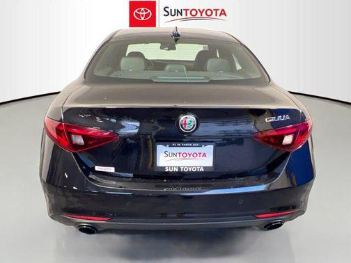 2022 Alfa Romeo Giulia Ti