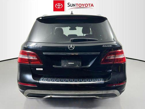 Black 2015 Mercedes-Benz M-Class 4MATIC