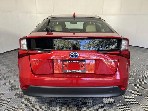 2019 Toyota Prius LE
