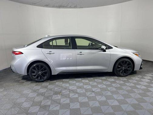 2024 Toyota Corolla Hybrid SE