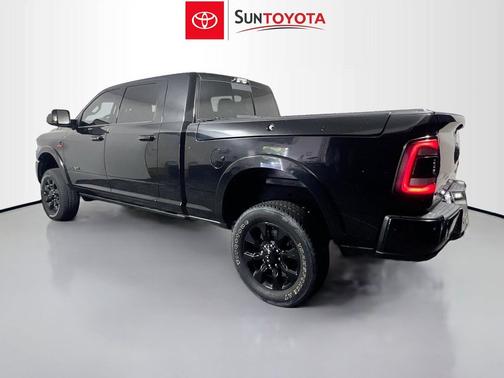 Diamond Black Crystal Pearlcoat 2022 RAM 2500 Limited Mega Cab 4x4 6'4' Box