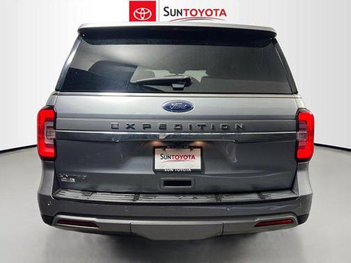 ICONIC SILVER METALLIC 2023 Ford Expedition Limited