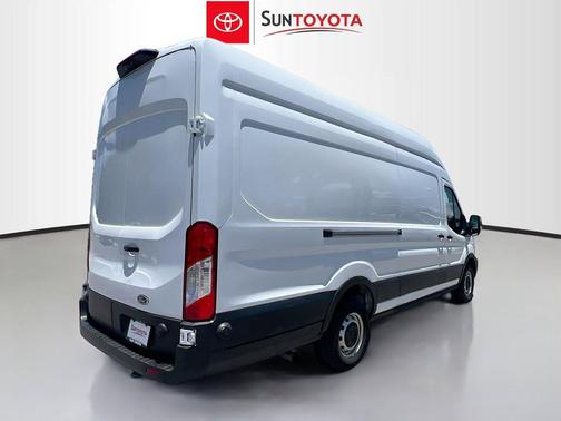 OXFORD WHITE 2024 Ford Transit-250 Base