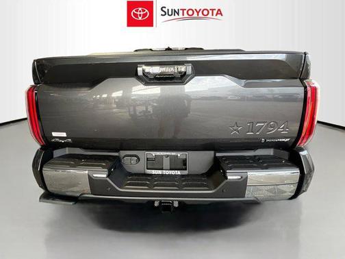2025 Toyota Tundra Hybrid 1794 Edition