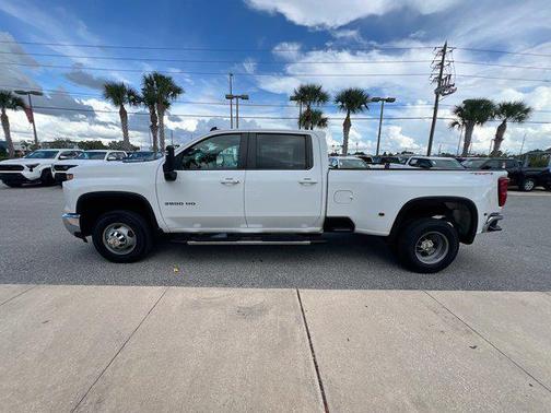 2024 Chevrolet Silverado 3500 LT