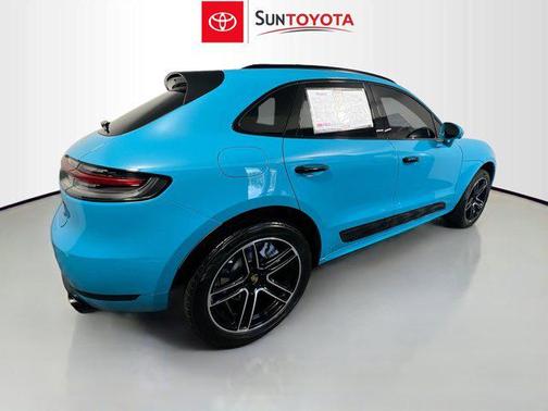 2020 Porsche Macan Turbo