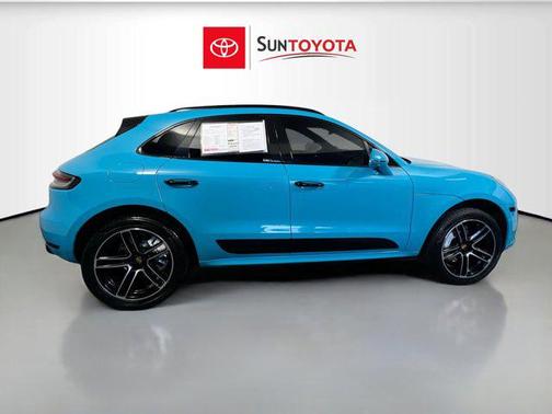 2020 Porsche Macan Turbo
