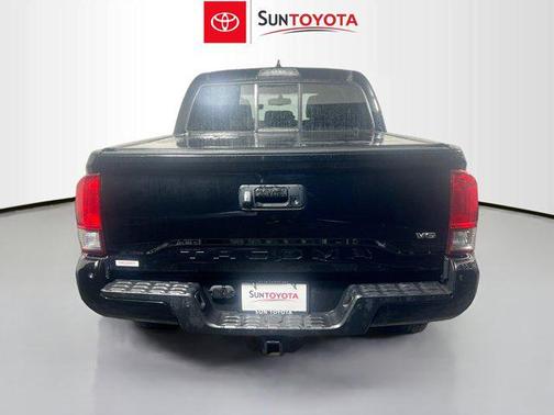 Black 2016 Toyota Tacoma TRD Sport