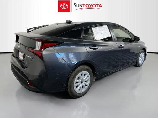 2019 Toyota Prius LE