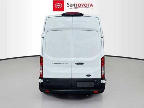 OXFORD WHITE 2024 Ford Transit-250 Base
