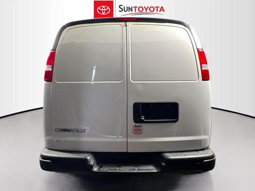 Summit White 2020 Chevrolet Express 3500 RWD 3500 Extended Wheelbase WT