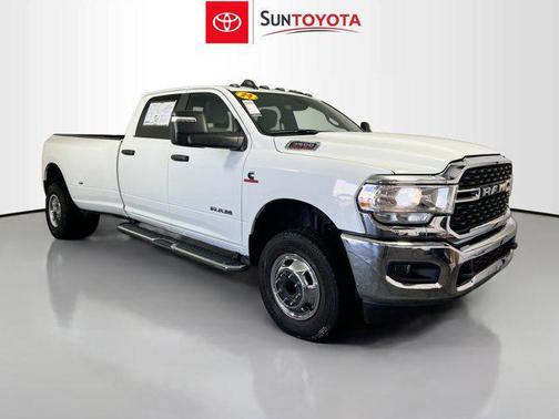 2024 RAM 3500 Big Horn Crew Cab 4x4 8' Box