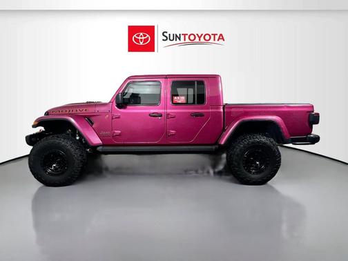 Tuscadero Pearlcoat 2024 Jeep Gladiator Mojave X