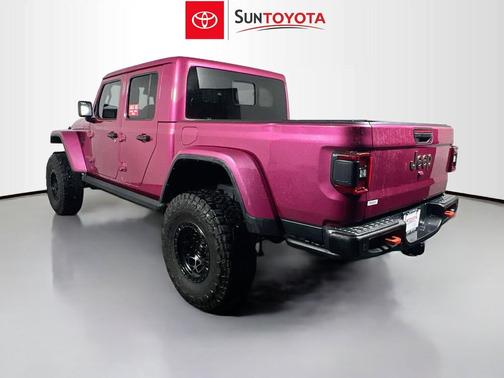 Tuscadero Pearlcoat 2024 Jeep Gladiator Mojave X