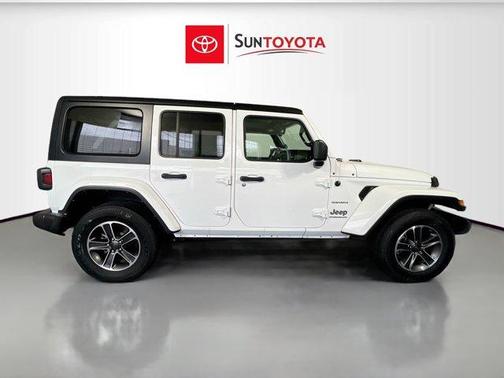 2023 Jeep Wrangler 4-Door Sahara 4x4
