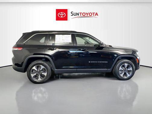 2022 Jeep Grand Cherokee 4xe Base