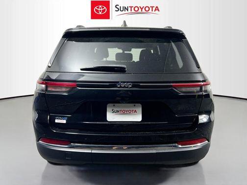 2022 Jeep Grand Cherokee 4xe Base