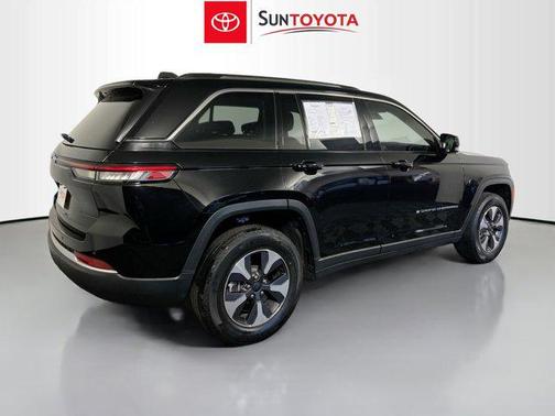 2022 Jeep Grand Cherokee 4xe Base