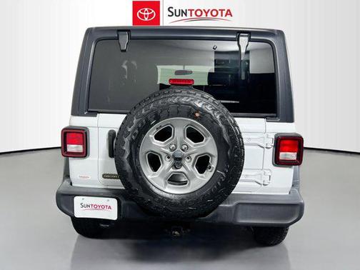 2021 Jeep Wrangler Sport S