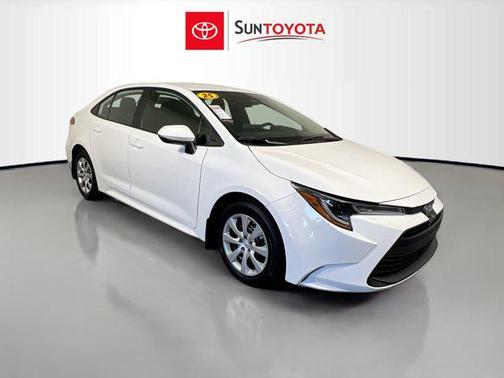 Ice Cap 2025 Toyota Corolla LE