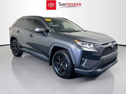 2020 Toyota RAV4 XLE