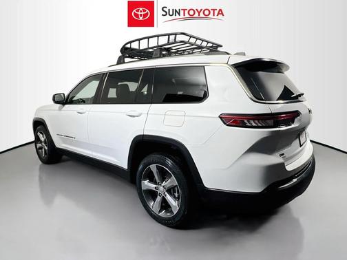 Bright White Clearcoat 2021 Jeep Grand Cherokee L Limited