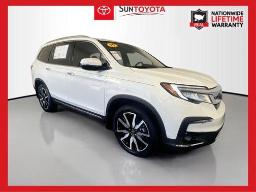 2022 Honda Pilot Touring 8-Passenger
