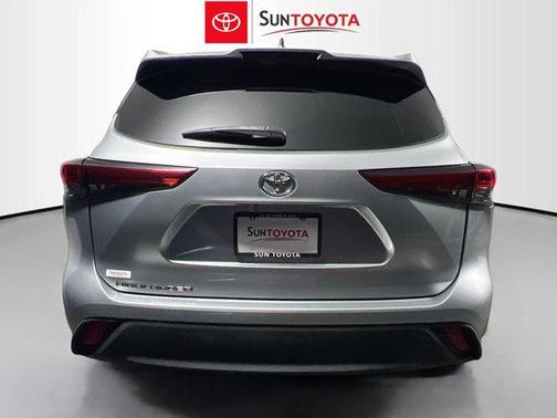 Celestial Silver Metallic 2023 Toyota Highlander L