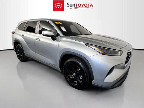 Celestial Silver Metallic 2023 Toyota Highlander L