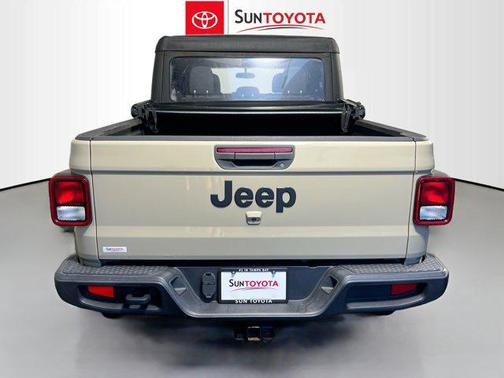 Gobi Clearcoat 2020 Jeep Gladiator Sport