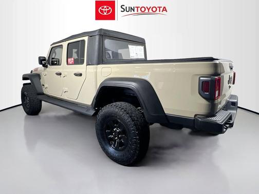 Gobi Clearcoat 2020 Jeep Gladiator Sport